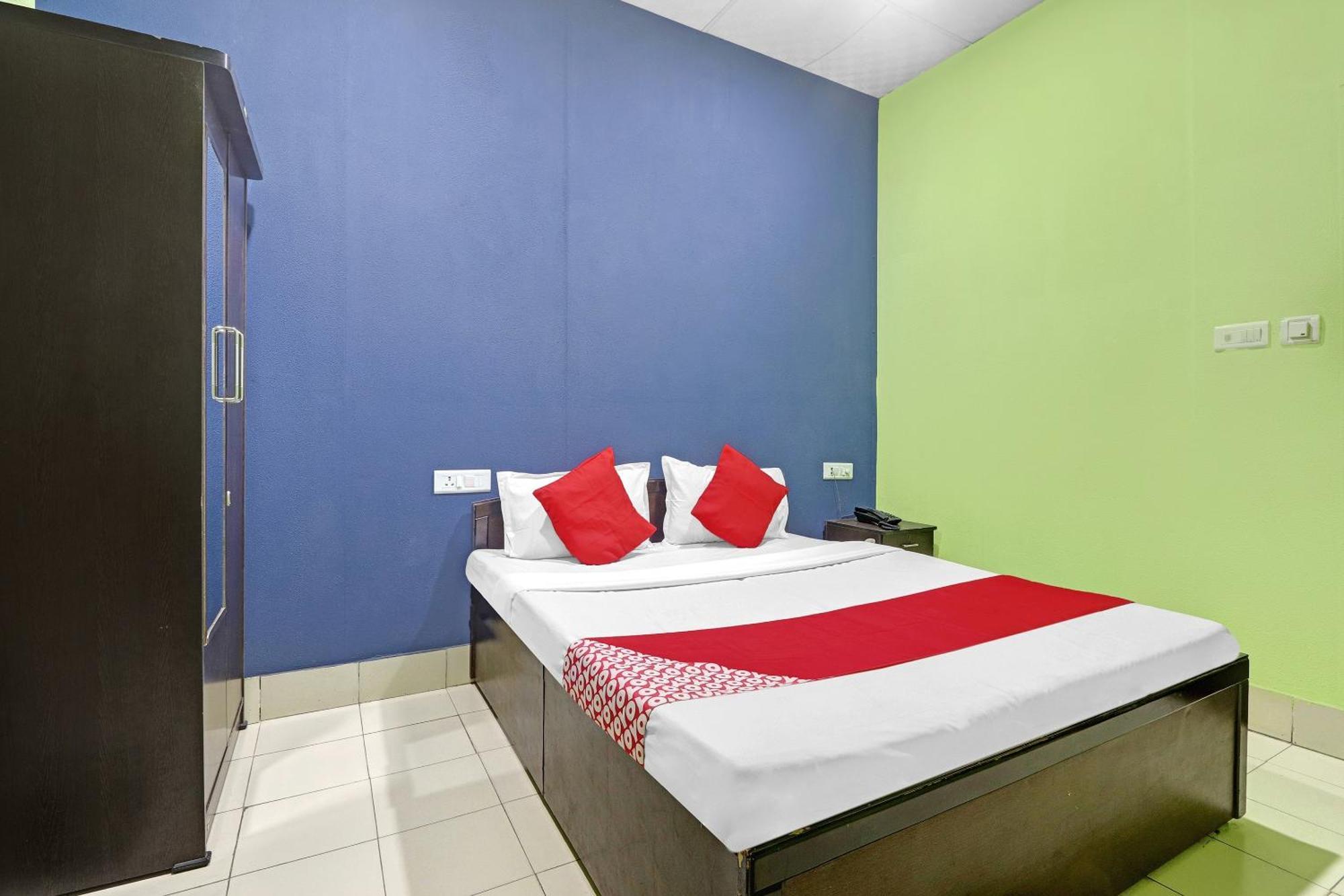 Muradnagar Hotel O Drizzling Land מראה חיצוני תמונה
