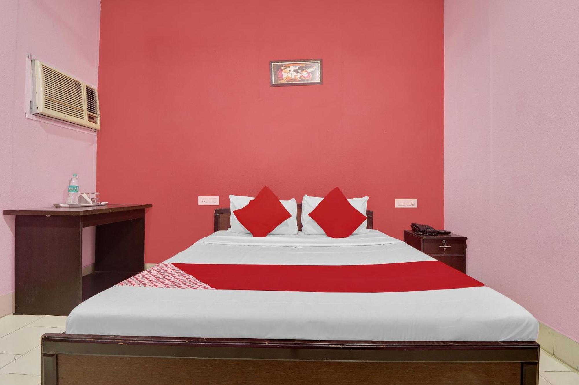 Muradnagar Hotel O Drizzling Land מראה חיצוני תמונה